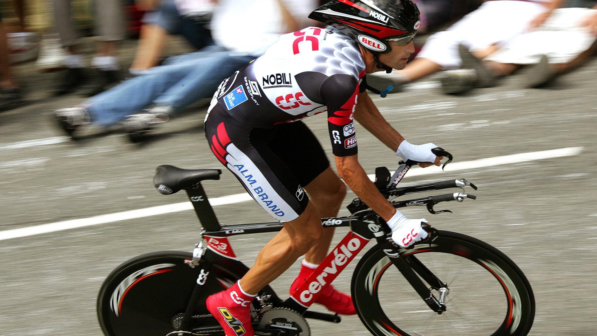 开云体育登录-英超争冠之夜，东契奇比赛走势一手掌控，当体育成为我们共同的叙事诗